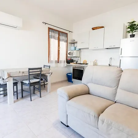 Ad House 1 Apartment Olbia